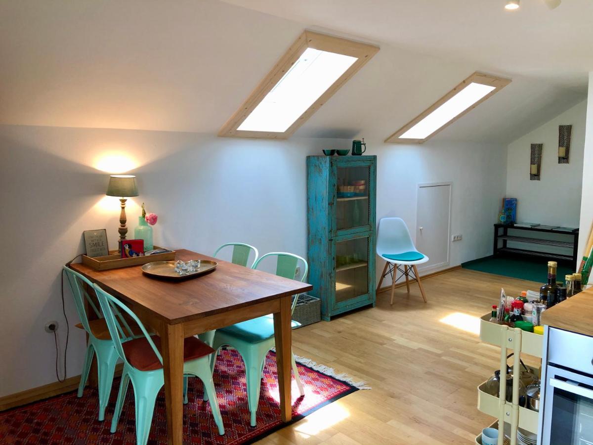 Charmante Ferienwohnung Mit Balkon Im 5-Seen-Land Hechendorf am Pilsensee المظهر الخارجي الصورة